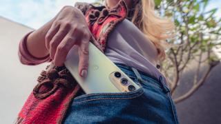 Motorola Edge 30 Pro debutează oficial la nivel global! Flagship cu display OLED de 144Hz, CPU Snapdragon 8 Gen 1 și suport pentru stylus