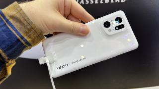 MWC 2022: OPPO Find X5 Pro - Prezentare hands-on pentru flagship-ul cu design artistic, optică Hasselblad și NPU MariSilicon X (Video)