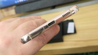 Samsung Galaxy S22+: Baterie mai impresionantă la "omul de acţiune", decât la bingerii de seriale
