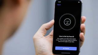 iOS 15.4 va sosi săptămâna viitoare, în varianta finală, cu deblocare Face ID și cu masca pe față