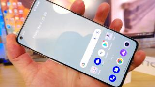 realme GT2 Pro: Display 2K excelent, peste multe flagshipuri cu nume mari