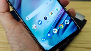 Motorola Moto G60: OS, UI, aplicaţii cu aceeaşi implementare prietenoasă cu Google
