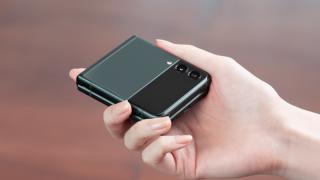 Samsung Galaxy Z Fold 3 și Z Flip 3 sunt primele smartphone-uri care primesc actualizarea la One UI 4.1; Sosesc noi funcții foto!