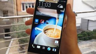 HTC One Max se vinde doar prin Vodafone deocamdată, costă În jur de 3100 de lei la liber