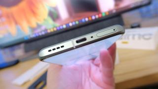 realme GT2 Pro: Acustică stereo, cu Dolby Atmos şi Hi-Res