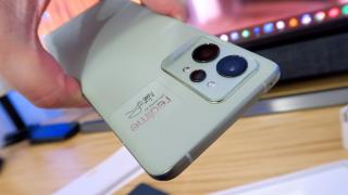 realme GT2 Pro: Camera gândită pentru captură de aproape, de foarte aproape şi de... cadru larg