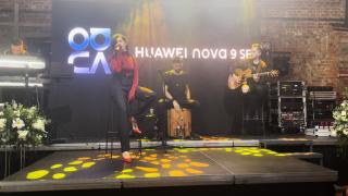 HUAWEI Nova 9 SE debutează oficial în România în cadrul unui show cu muzică live, alături de noul ceas Watch GT Runner și laptop-ul MateBook D15