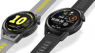 Preț și disponibilitate HUAWEI Watch GT Runner în România (+ căști wireless cadou)