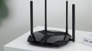 Mercusys lansează în România routerul Gigabit MR80X; Aduce conectivitate Wi-Fi 6 și viteze de până la 3 Gbps la o sumă atractivă