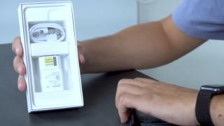 Samsung vinde smartphone-ul Galaxy A53 cu încărcător la pachet în unele regiuni; Iată cine se bucură de accesoriu