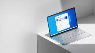 Windows 11 primește o serie de noutăți mult așteptate de către utilizatori: tab-uri în File Explorer, foldere în meniul Start