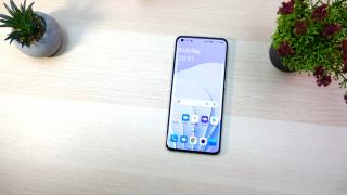 OnePlus 10 Pro: Display imersiv, axat pe calibrarea culorii şi predicţia preferinţelor tale