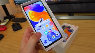 Xiaomi Redmi Note 11 Pro 5G Unboxing: un telefon multimedia îngust şi alungit, bun pentru gameri, dar cu hibă la filmare