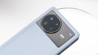 vivo X80 își face apariția în consola Google Play! Sunt confirmate câteva dotări, iar telefonul ar debuta la nivel global