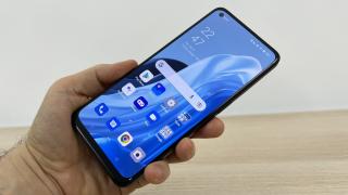 OPPO Reno7 Lite: Display de calitate, viu colorat şi luminos
