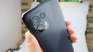 Lista completă de dotări este aici pentru Moto Edge 30 Lite; Ce ne rezervă noul telefon?