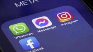 WhatsApp ne va permite curând să ascundem statusul "Last Seen" pentru contactele dorite