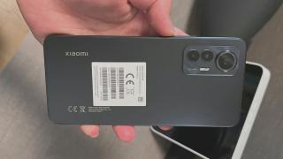 Xiaomi 12 Lite apare în fotografii hands-on! Telefonul aduce un design familiar și pare a fi gata de lansare