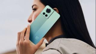 OnePlus 10R a sosit şi este un OnePlus Ace rebranduit; Are încărcare la 150W, procesor MediaTek Dimensity 8100-Max