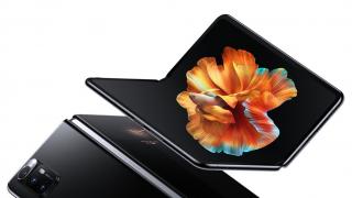 Cum va arăta viitorul smartphone pliabil de la Xiaomi? Schițe descoperite în codul sursă MIUI dezvăluie silueta sa
