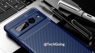 O husă destinată lui Pixel 7 Pro apare online, confirmând păstrarea design-ului de cameră "Robocop"