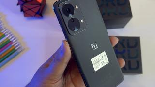 OnePlus Nord 2T apare în fotografii hands-on; Vedem și rezultatele din AnTuTu, câteva dotări reconfirmate