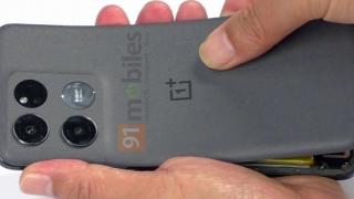 OnePlus Ace Racing Edition apare într-o fotografie hands-on și va aduce dotări mai lite față de Ace cel original