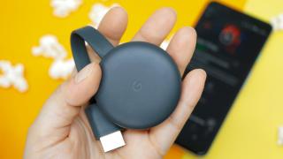 De unde cumperi cel mai ieftin Chromecast 3 din România? Dongle-ul care îți face televizorul smart în câteva minute