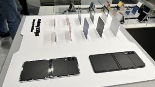 Samsung a demarat startul producției în masă de componente necesare pliabilelor Galaxy Z Fold 4 și Galaxy Z Flip 4