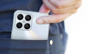 HONOR X8 a fost lansat în România: telefon midrange cu ecran cu muchii înguste, cameră quad