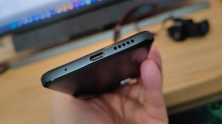 Redmi Note 11: Acustica îşi face treaba, e stereo, pe alocuri peste aşteptări