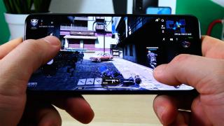 Redmi Note 11: Benchmark-uri fără recorduri, dar telefonul se descurcă la gaming, nu se încinge