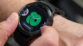 Samsung ar renunța la ineditul inel rotativ pentru control în cazul seriei Galaxy Watch 5