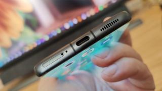 Xiaomi 12X: Baterie cu 2-3 ore sub Xiaomi 12, dar încă relevantă