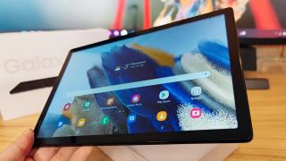 Samsung Galaxy Tab A8 10.5 2021: OS, UI, aplicaţii numai bune de Office şi şcoală