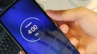 Motorola RAZR 3 are dezvăluite noi dotări; Vine cu o cameră foto de 50 mpx și o baterie sub așteptări