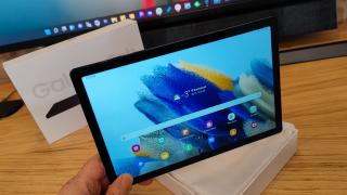 Samsung Galaxy Tab A8 10.5 2021: Conectivitate 4G, avem şi apeluri telefonice, SMS-uri