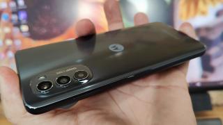 Motorola Moto G82 5G review detaliat în limba română (Evaluare Mobilissimo)