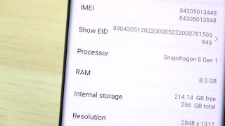 HONOR Magic4 Pro: Hardware de flagship, cu record la încărcare, zoom atractiv