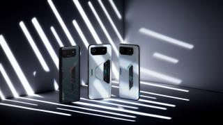 ASUS ROG Phone 6 Pro trece la următorul nivel și aduce gamerilor procesorul Snapdragon 8+ Gen1, ecran 165Hz; Vine și ROG Phone 6
