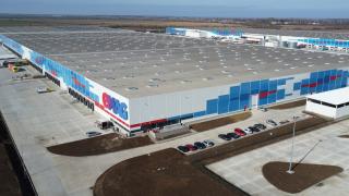 eMAG construiește în Ungaria cel mai mare centru logistic pentru e-comerț din Europa Centrală și de Est! Va avea peste 100.000 de metri pătrați