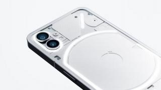 Nothing Phone (1) are un senzor pentru amprente optic; Aflăm cum a fost conceput și dezvoltat smartphone-ul