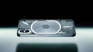 Nothing Phone (1) este listat în baza de date TUV SUD; Va primi alimentare rapidă la 33W, deși va fi livrat cu un încărcător de 45W