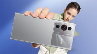 ZTE pregătește lansarea seriei de telefoane flagship Nubia Z50; Ar debuta chiar în această lună