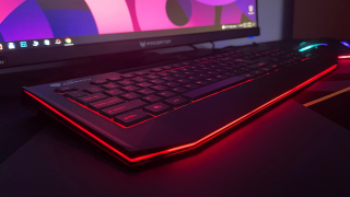Prezentare Genesis Lith 400 RGB: Tastatura de gaming pentru cei care preferă “liniștea”, cu taste ultra plate, macro, iluminare RGB