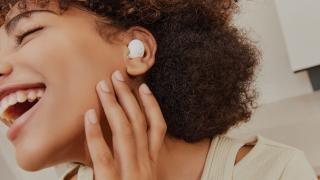 Samsung prezintă căştile Galaxy Buds2 Pro: acustică 24 bit, 29 ore autonomie, ANC cu 3 microfoane