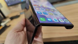 Huawei Mate Xs 2: Conectivitate doar 4G, dar stă bine pe celelalte paliere