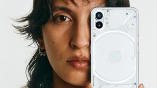 Cea mai nouă actualizare pentru Nothing Phone (1) aduce îmbunătățiri pentru camera telefonului; Nothing OS 1.1.3 se livrează acum