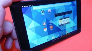 Evolio X7 Review: tabletă slim, rezoluție ridicată, un câștigător de 7 inch (Video)