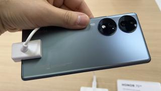 IFA 2022: HONOR 70 5G prezentare Hands-On - Smartphone cu design elegant și senzor foto de 54 MP (Sony IMX800)